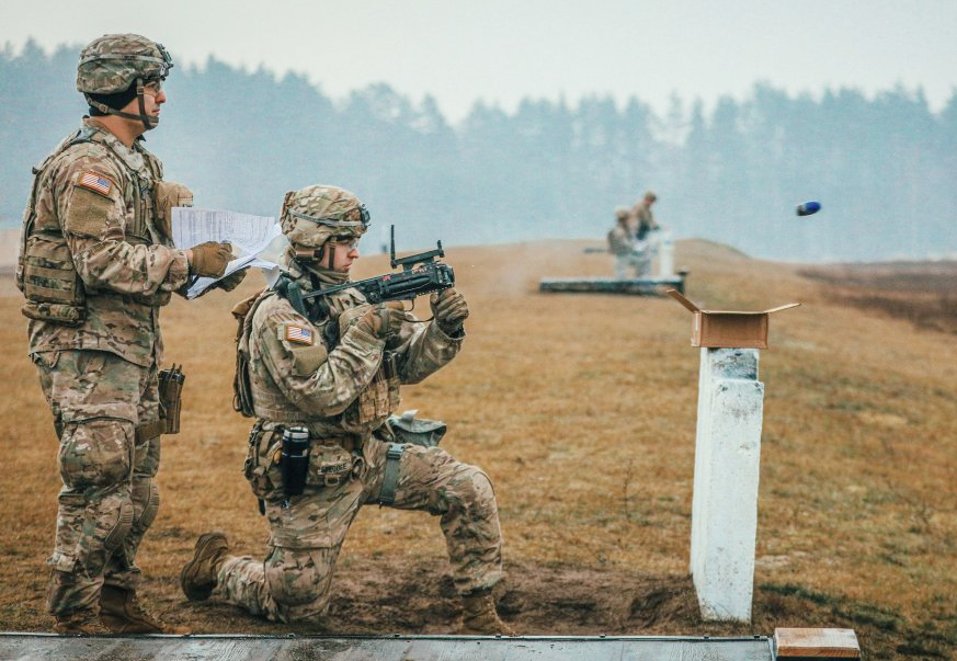 Lục quân Mỹ đặt hàng súng phóng lựu mới

